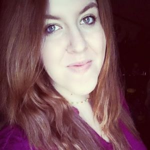 Meet your Posher, Iris